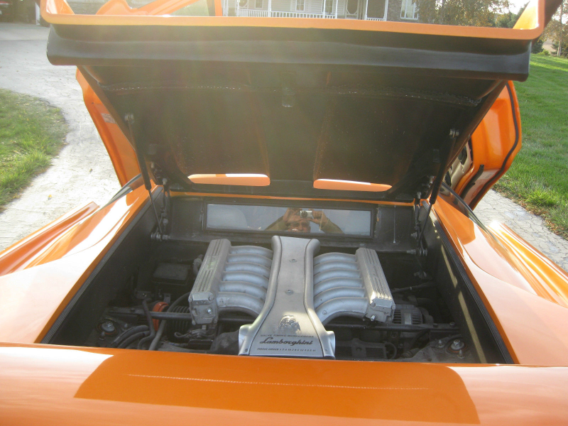 Illustration for article titled You Can Buy This Lamborghini That Used To Be An Acura NSX If You Hate Yourself
